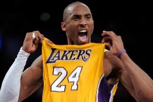 澳门·银河娱乐-厄尔-克拉克：我们在训练中赢了科比 他就突然发飙离开了训练